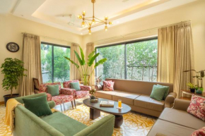 ELIVAAS 4 BHK with Pvt Pool & Jacuzzi bathtub - Laguna Aura